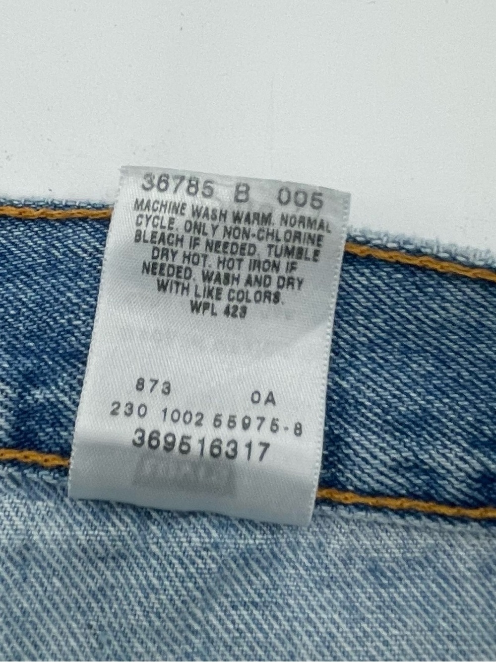 Levi's Shorts Womens Size 10 MIS Denim Blue Jean Bermuda Jorts Y2K Cotton - Picture 4 of 8